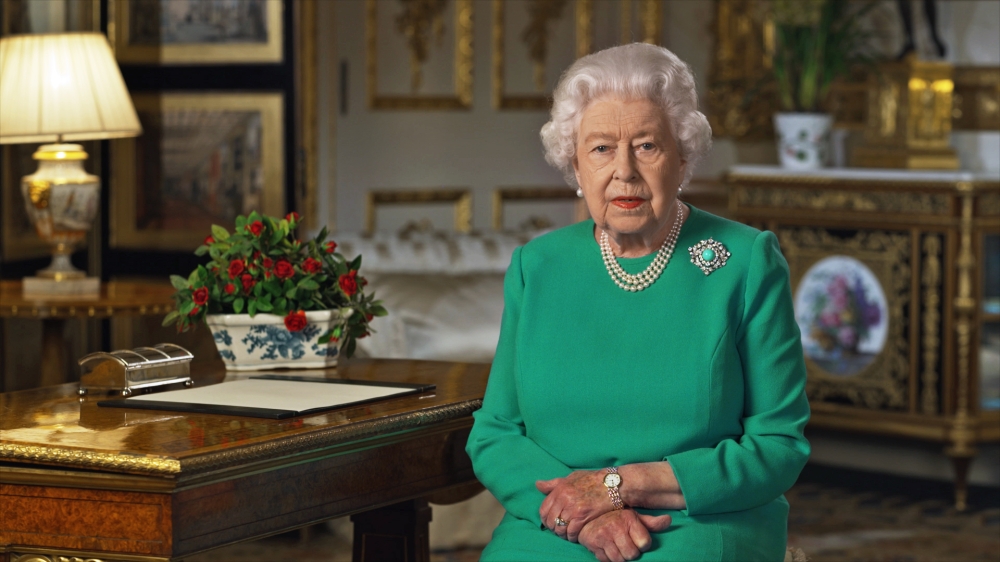 بالفيديو.. شاهد كلمة الملكة إليزابيث للبريطانيين: أبقوا فى المنازل