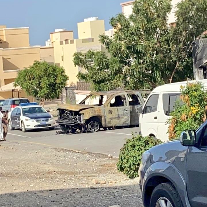 Fire breaks out in a vehicle in Muscat