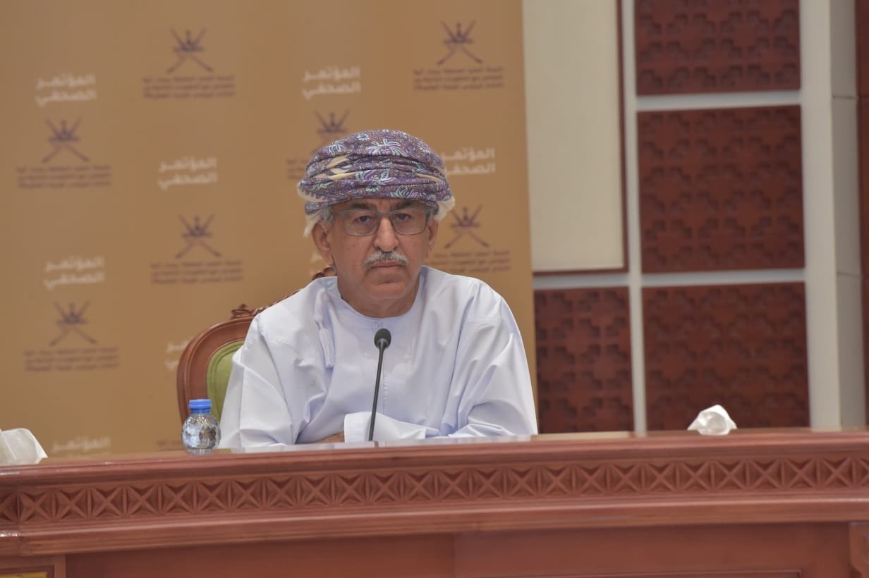 وزير الصحة: ما زال الوقت مبكرًا لفتح حركة الطيران الطبيعية
