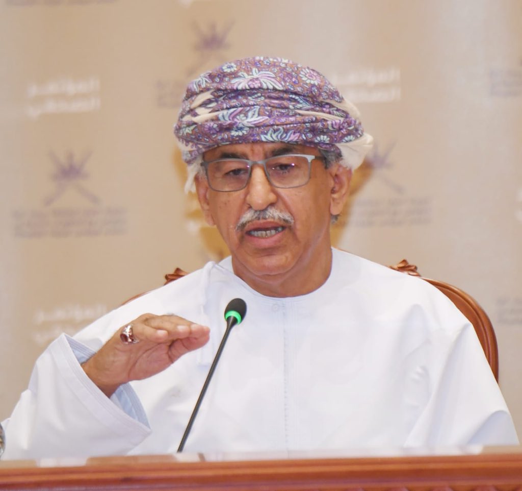 وزير الصحة يعلن عن وصول الكثير من المحاليل لفحوصات كورونا والفحص مجاني للجميع