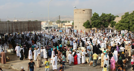 بلدية صحار توقف فعاليات هبطة عيد الفطر لهذا العام