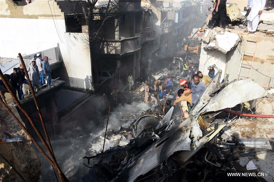 97 killed, 2 survive in passenger plane crash in Pakistan