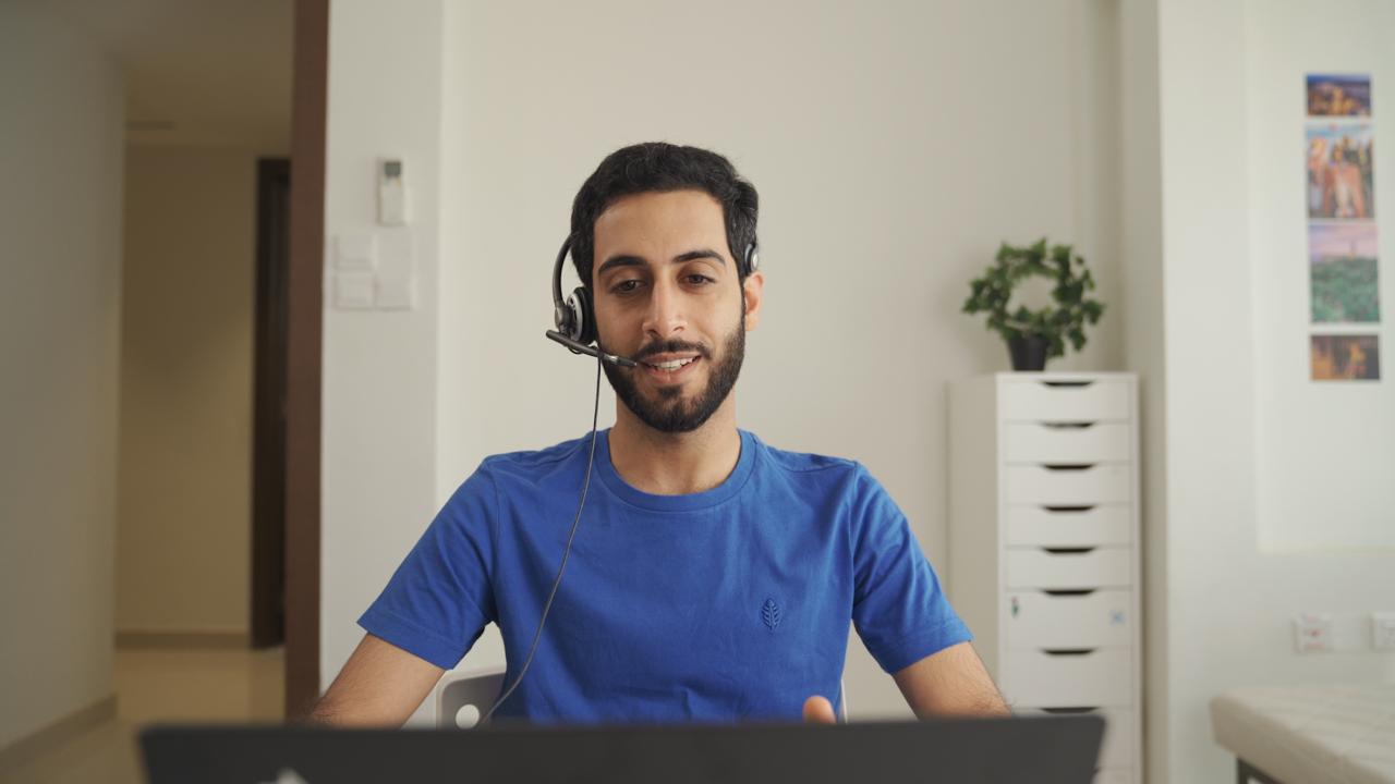 New technologies enable Omantel call centre employees to work remotely