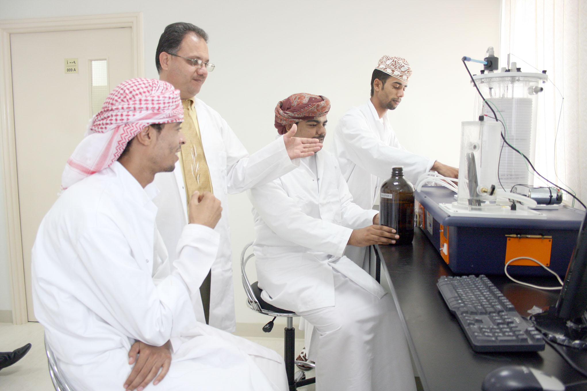 جامعة ظفار تنال جائزة أفضل بحث علمي في السلطنة ودول الخليج