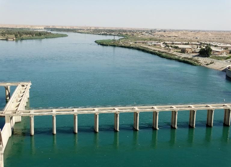 العراق يعتزم التفاوض مع دول الجوار بشأن الموارد المائية