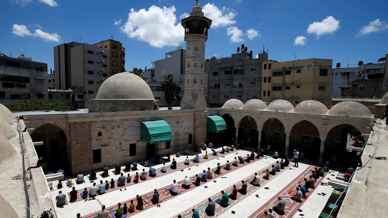 غزة تقرر فتح مساجدها أمام صلاة الجماعة ابتداء من فجر الأربعاء القادم