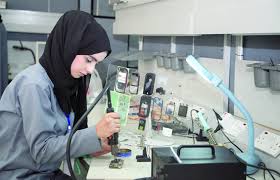 المرأةُ في عُمان.. مسيرة وإنجاز لواقعٍ مميز