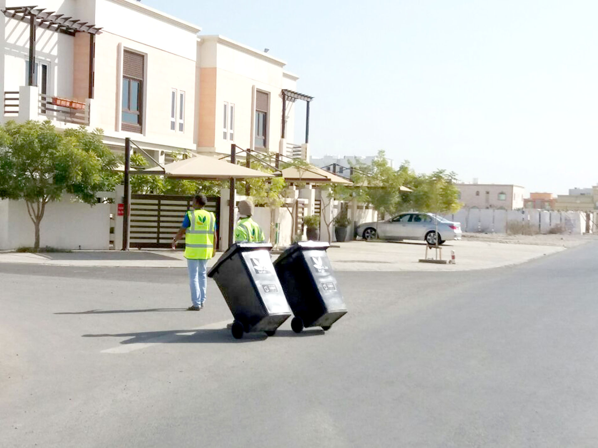 إنجاز 95% من أعمال نقل قطاع النفايات بمسقط