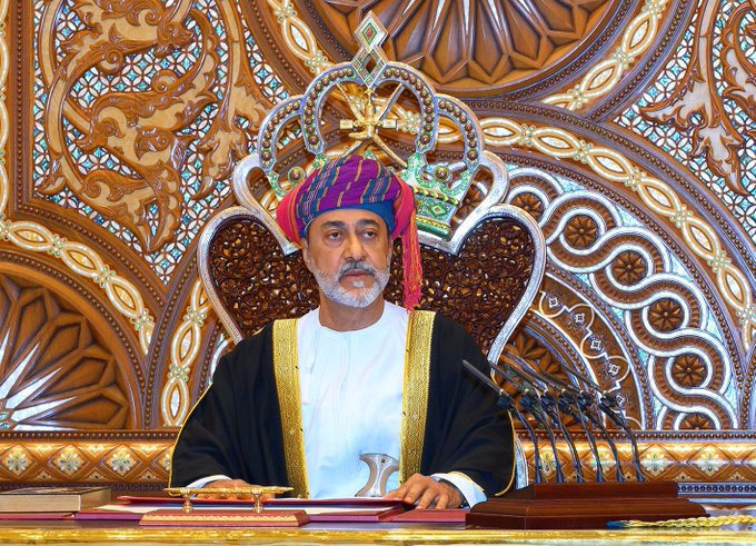 جلالة السلطان يهنئ ملك المغرب