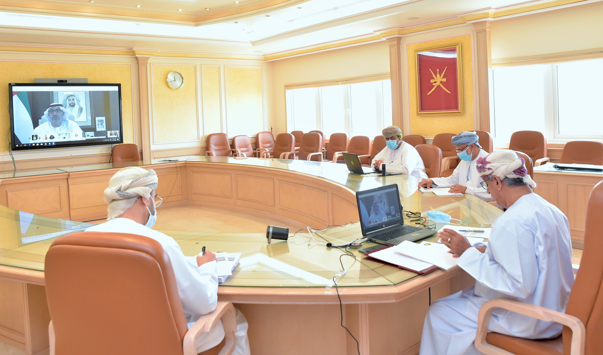 Oman takes part in GCC Health Ministers' extraordinary meeting