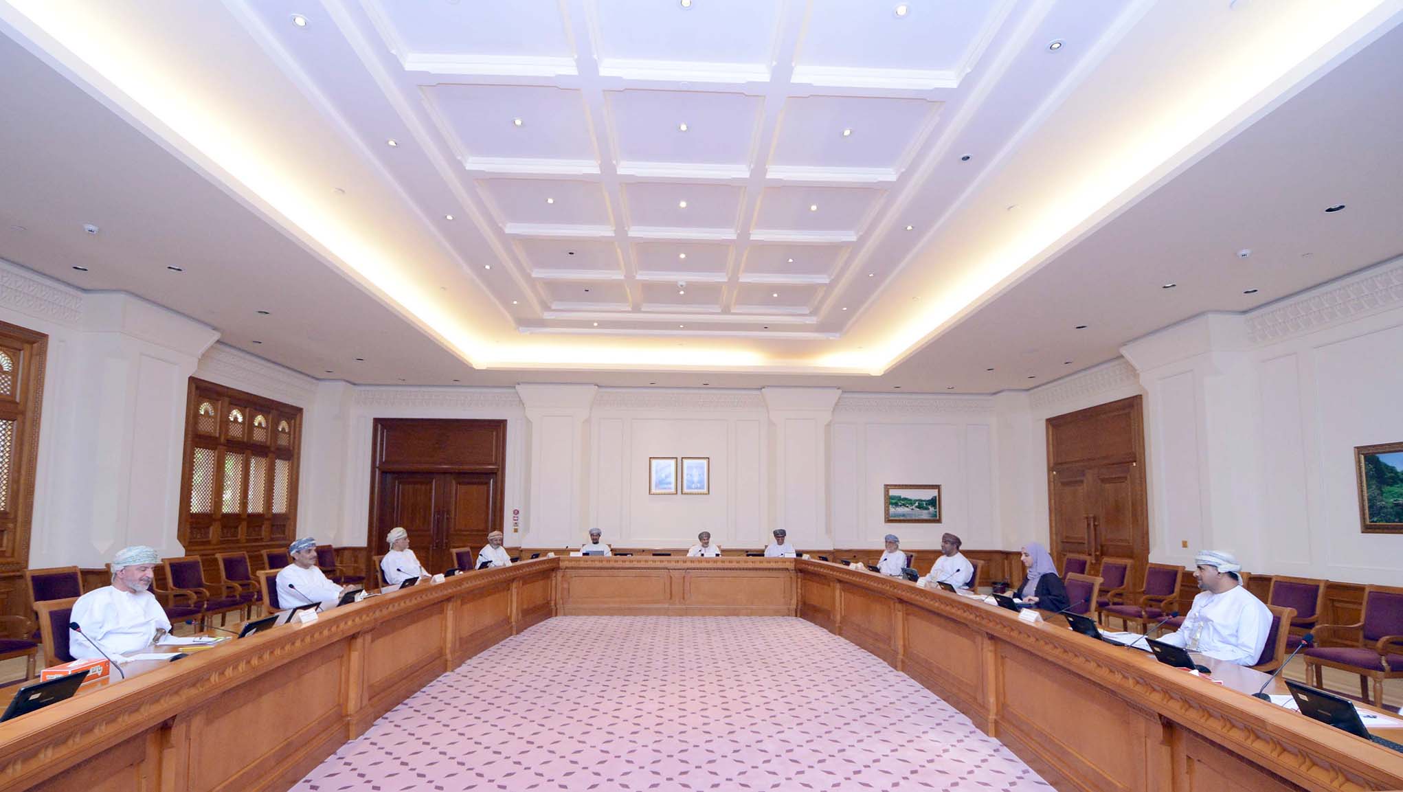 الدولة يناقش واقع المعلم