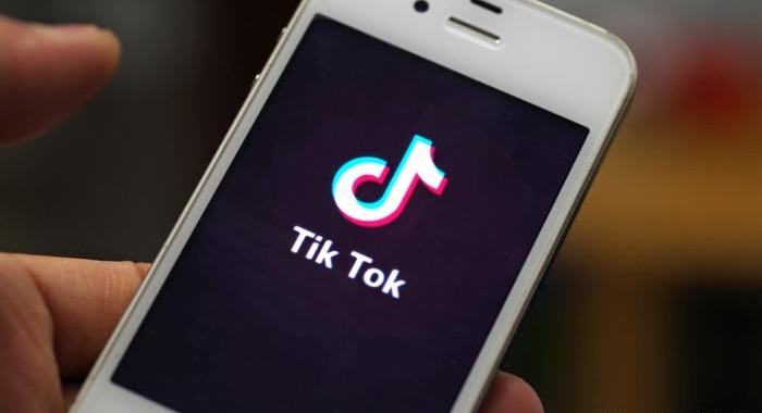 India bans TikTok, WeChat, other Chinese apps
