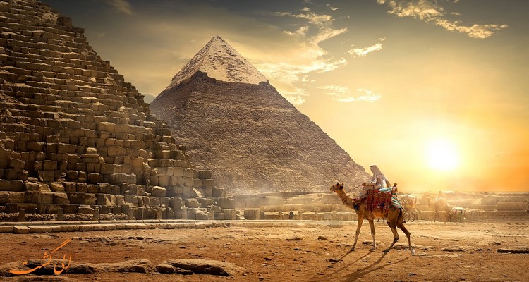 مصر تعيد فتح المطارات والمتاحف وأهرامات الجيزة