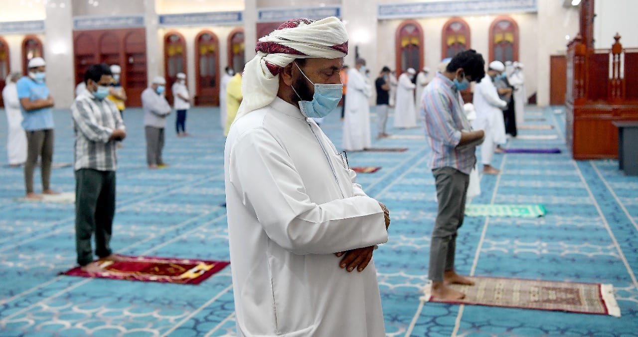 مساجد الإمارات تستقبل المصلين بعد إغلاق دام أكثر من 100 يوم