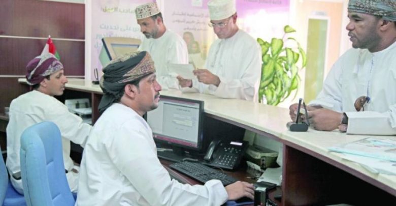 أكثر من 200 ألف عمانيا بصناديق تقاعد القطاع العام بنهاية مايو 2020