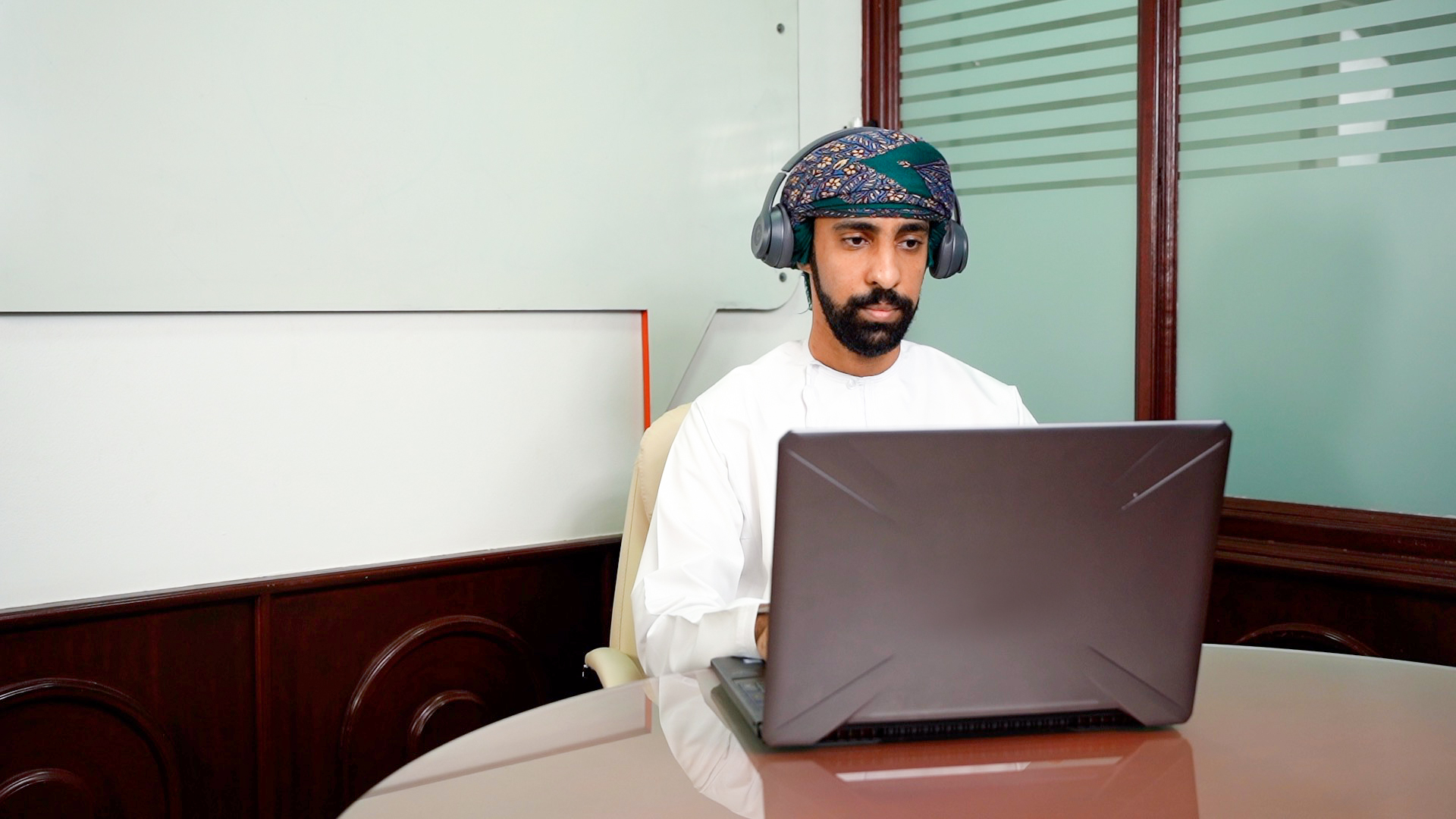 Knowledge Oman launches webinars with focus on society development