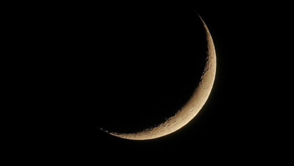 Moon sighting possible on Tuesday in Oman