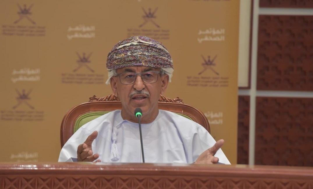 وزير الصحة : الوضع الوبائي هو من يحدد قرارات الإغلاق سواء للمناطق أو الأنشطة