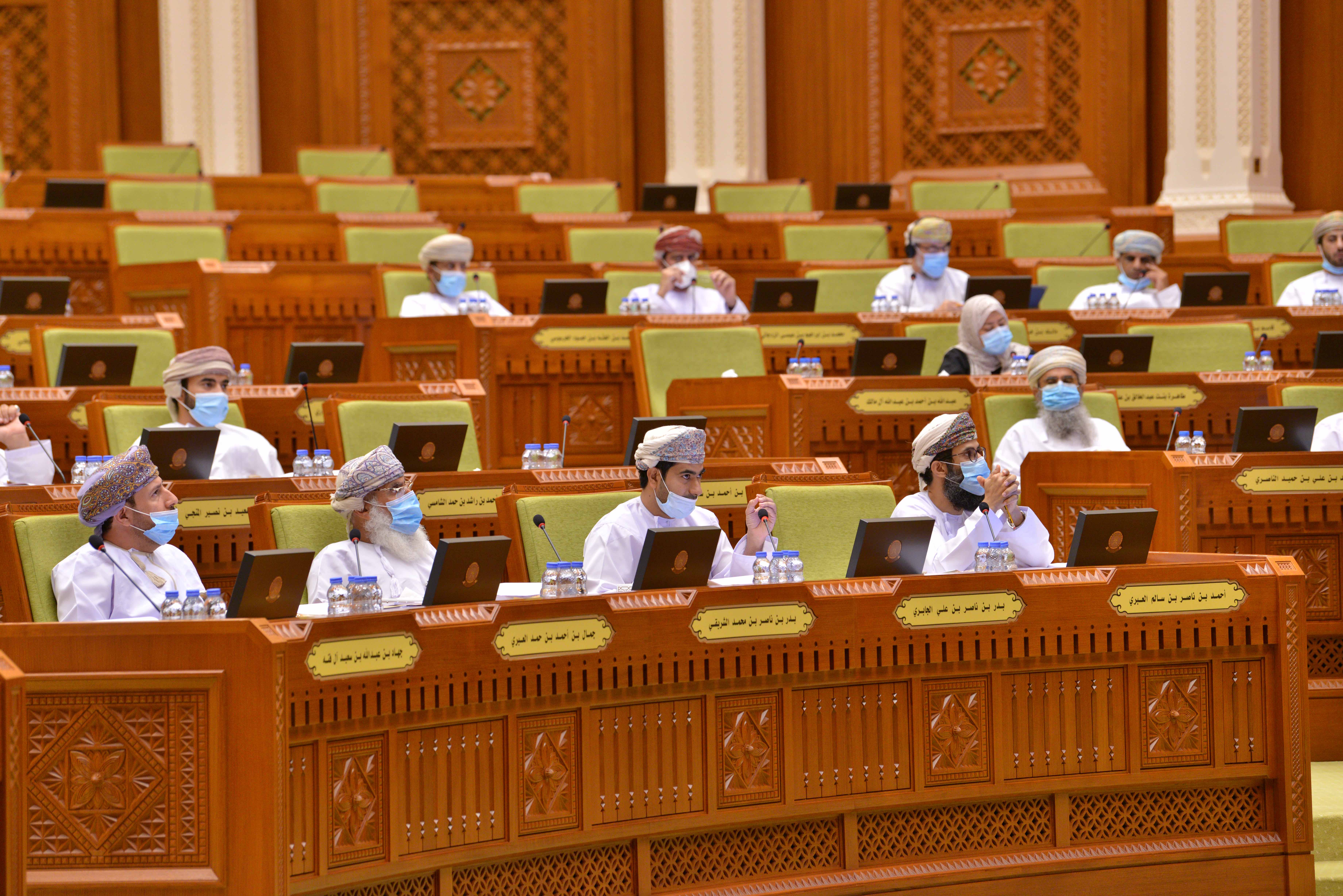 خلال مناقشة مشروع قانون الضريبة المضافة
اعضاء الشورى يطالبون بمراعاة ذوي الدخل المحدود