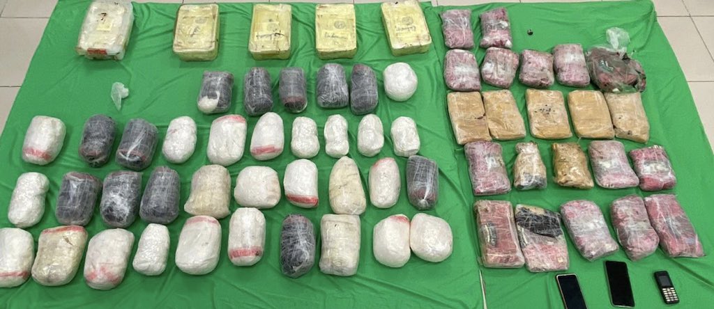 Two expats arrested in Oman on drug smuggling charges