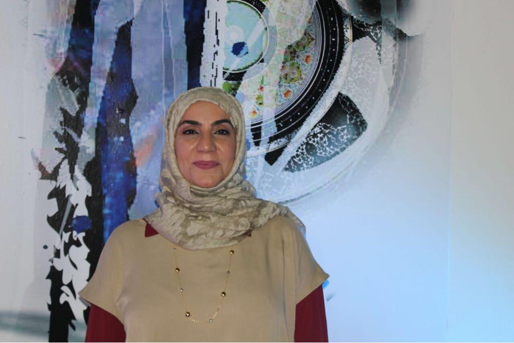 مريم الزدجالية: "تخليد اللحظة الأثرية بالفن".. لمسة وفاء لعمان الغالية