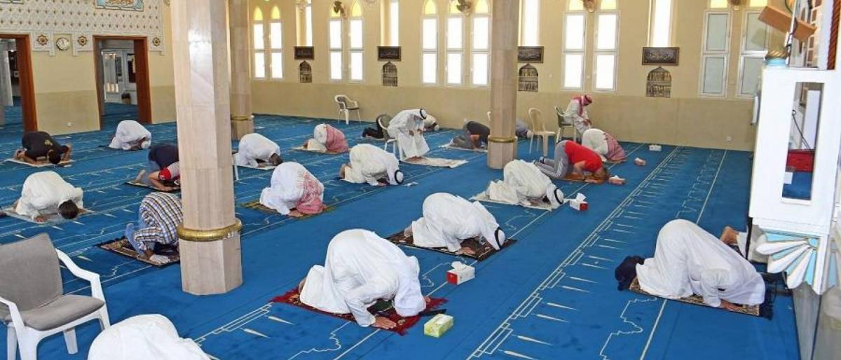 الكويت تسمح بأداء صلاة الجماعة في عدد من المساجد