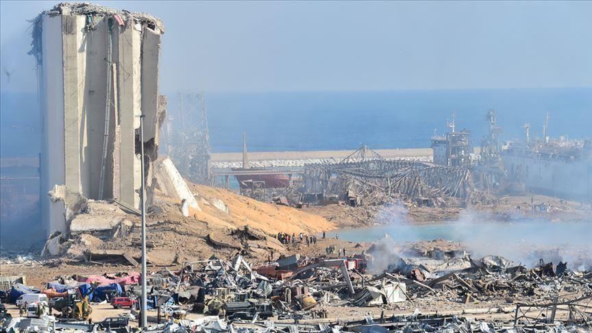 رويترز: وثائق تكشف.. مسؤولون حذروا قيادات لبنان خلال يوليو من متفجرات المرفأ