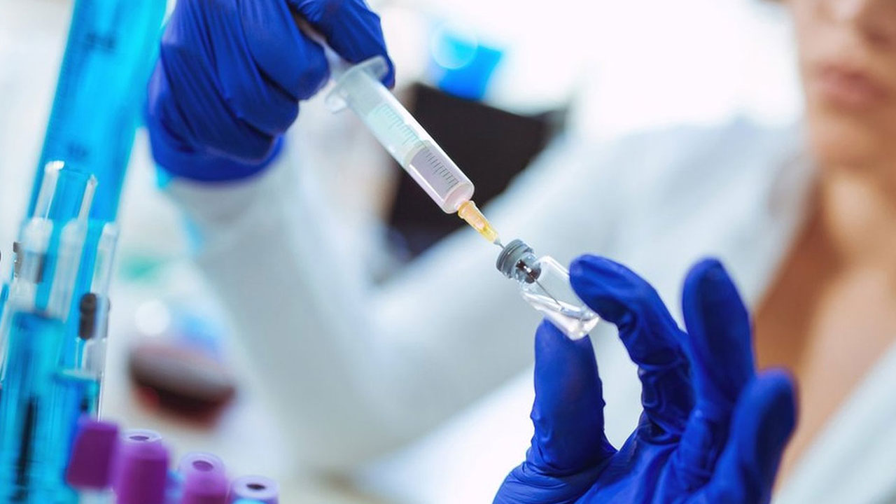 الهند تعمل على تطوير 3 لقاحات مضادة لفيروس كورونا