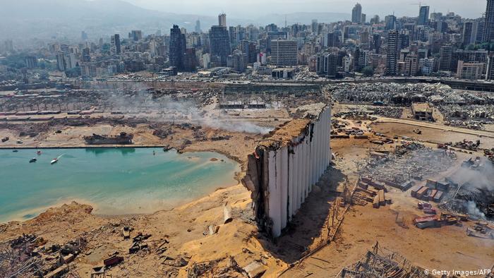 نترات الأمونيوم.. كيف وصل "وقود الانفجار" إلى مرفأ بيروت؟