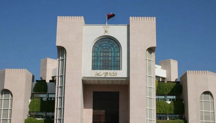 هذه المواقع محظورة على غير العمانيين للتملك فيها