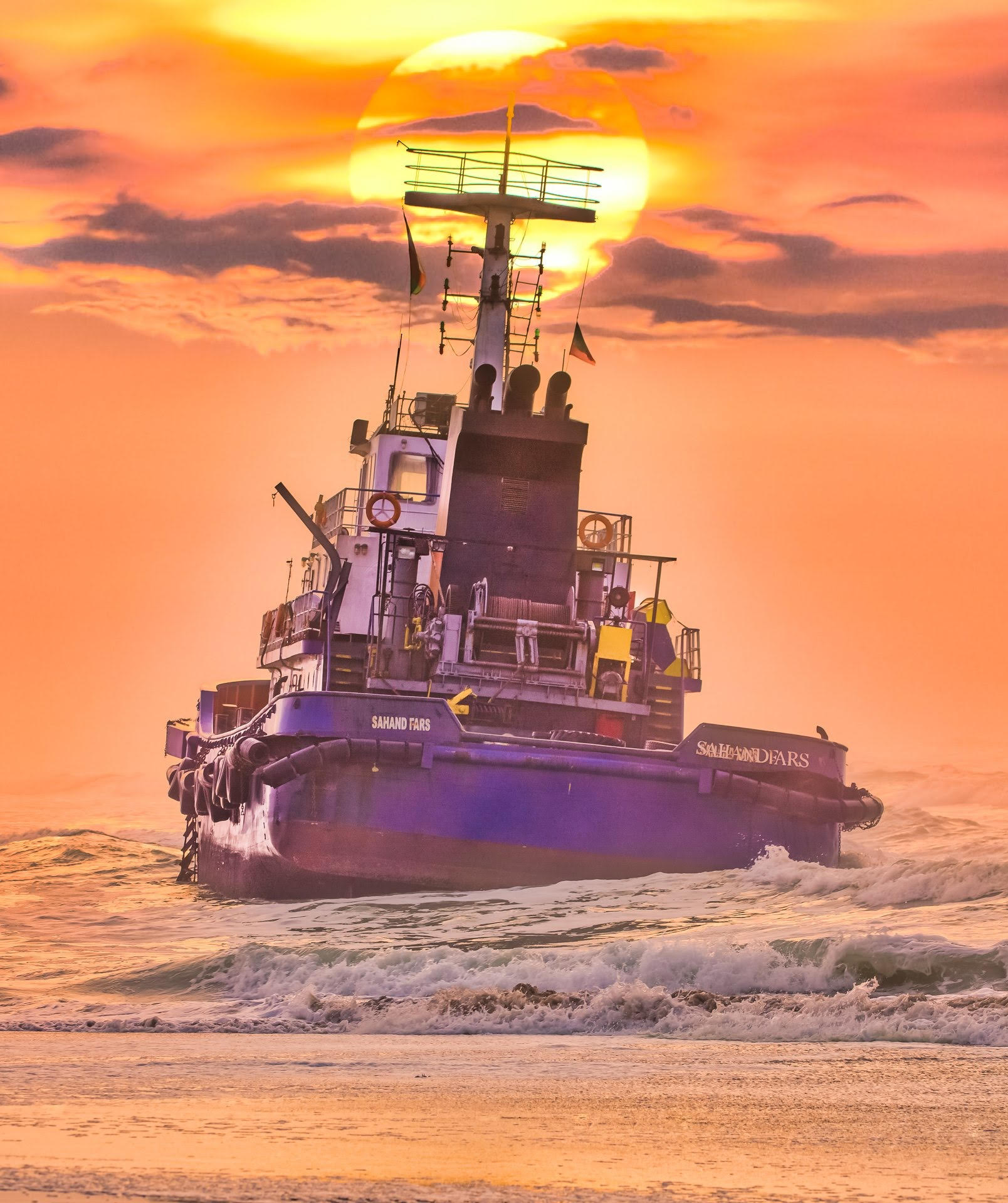 Photos: Unknown ship stranded on Oman shores