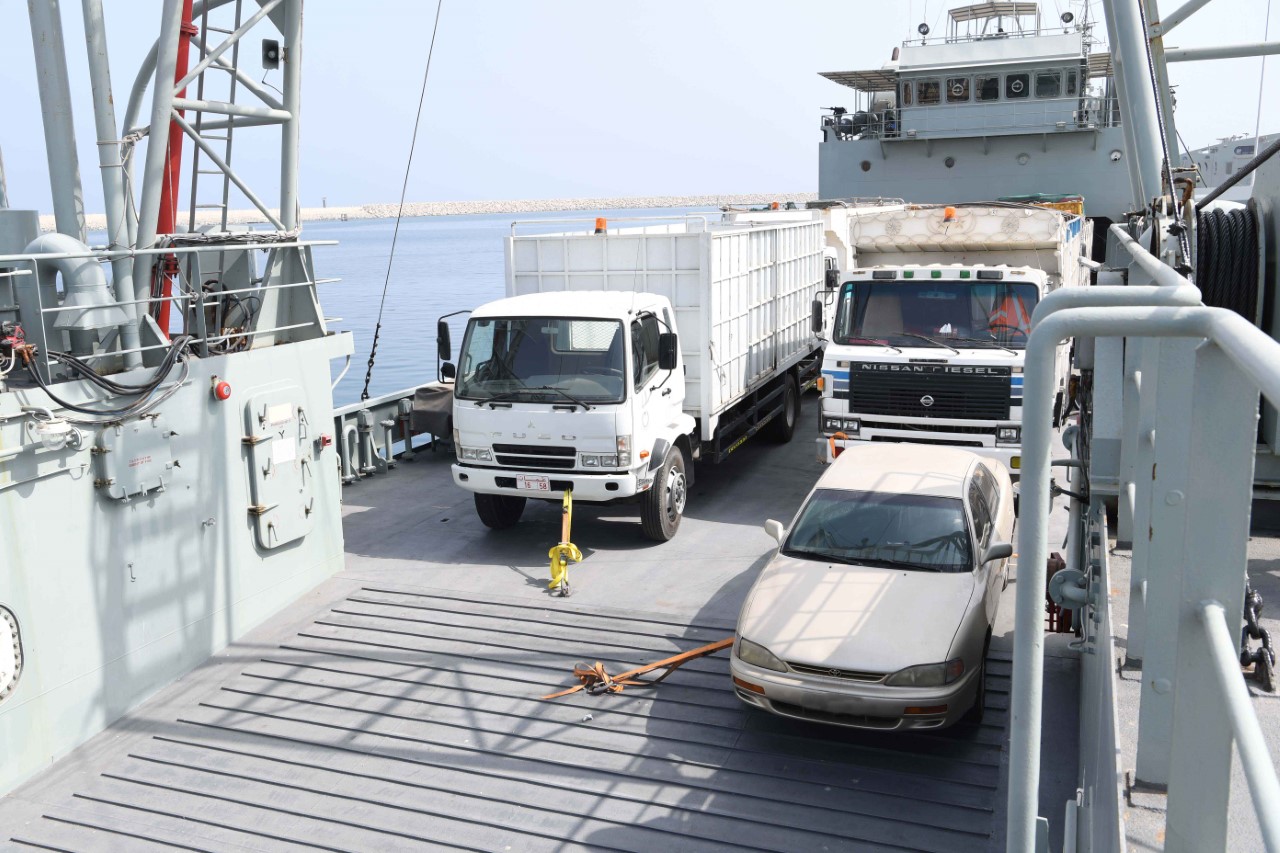 Oman's Royal Navy continues to transport materials to Musandam