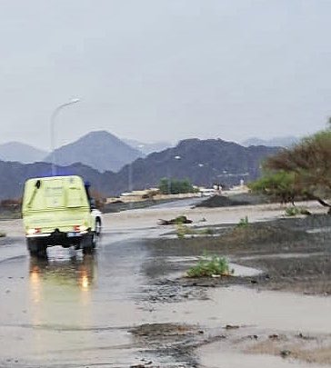 إنقاذ ثلاثة أطفال احتجزوا في مجرى وادي بولاية ⁧‫ينقل