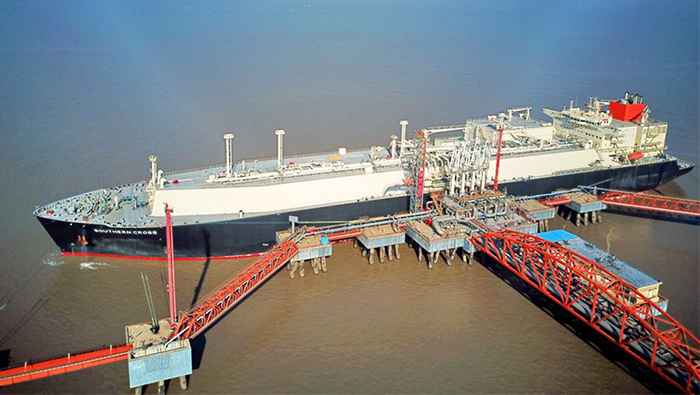 China starts trial run of online international LNG trade