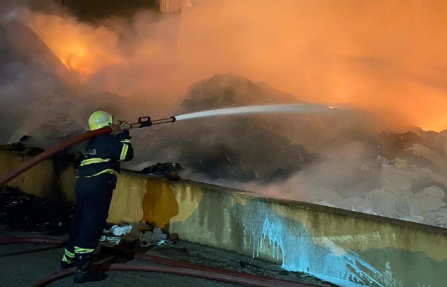 Fire breaks out in Raysut industrial area