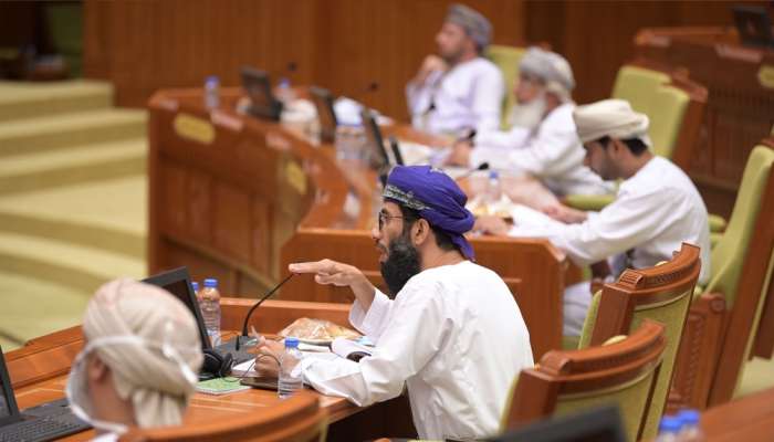 "الشورى" يناقش تقرير اللجنة المشتركة بين "الدولة والشورى" حول مشروع قانون ضريبة القيمة المضافة