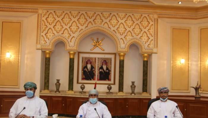 بلدي مسقط يستعرض ظاهرة الاستخدام غير اللائق للمركبات في الأماكن العامة