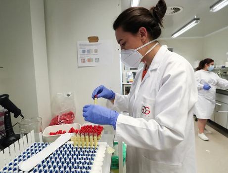 ألمانيا توافق على اختبارات جديدة للقاح ضد كورونا مشتق من لقاح الجدري
