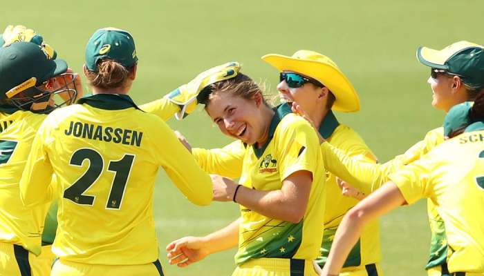 Lanning, spinners guide Australia to 19th straight ODI win