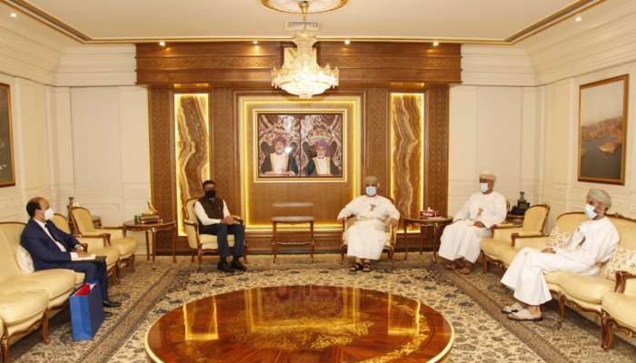 Oman, India discuss ways to boost relation in transport, IT sector