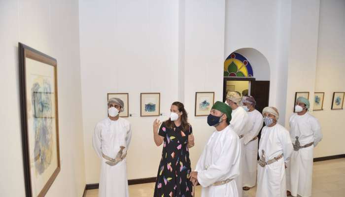 Minister of Culture, Sports and Youth inaugurates exhibition in Muttrah