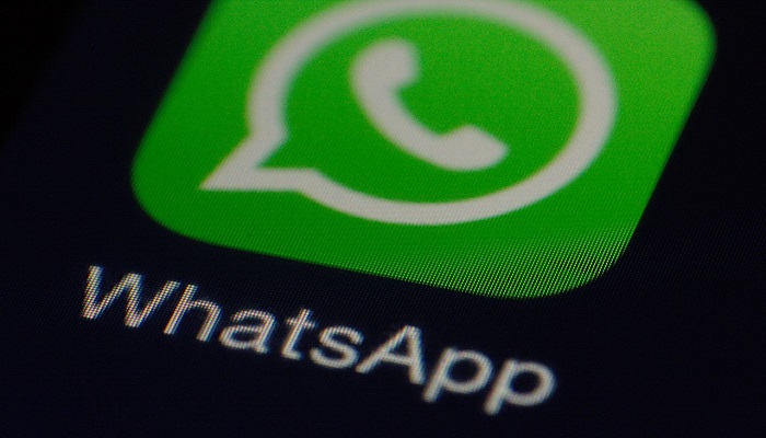Twitter users in Oman ask for action against WhatsApp hacking attempts