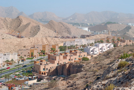 Oman Equestrian Federation signs agreement to build Endurance Village