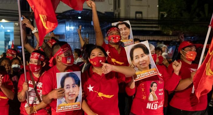 Suu Kyi's NLD party claims victory in Myanmar polls