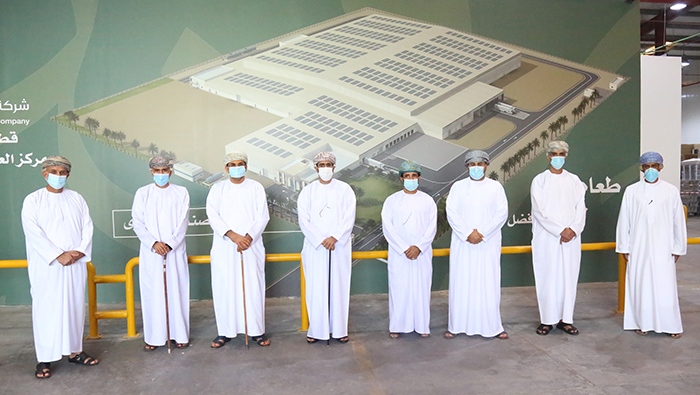 Minister visits dates processing operations centre