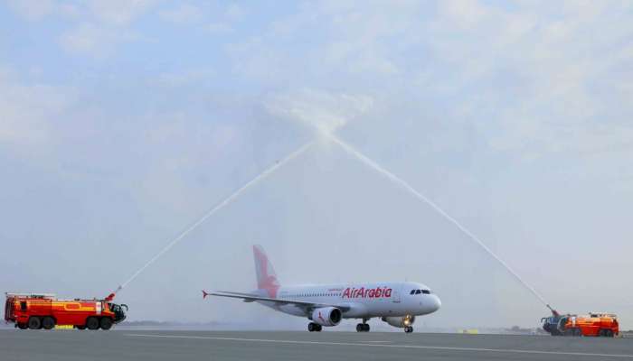 مطار مسقط الدولي  يستقبل أولى رحلات طيران العربية أبوظبي
