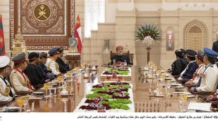 HM hosts dinner on Armed Forces Day