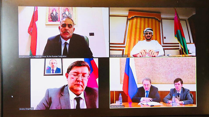 Oman, Russia discuss bilateral ties
