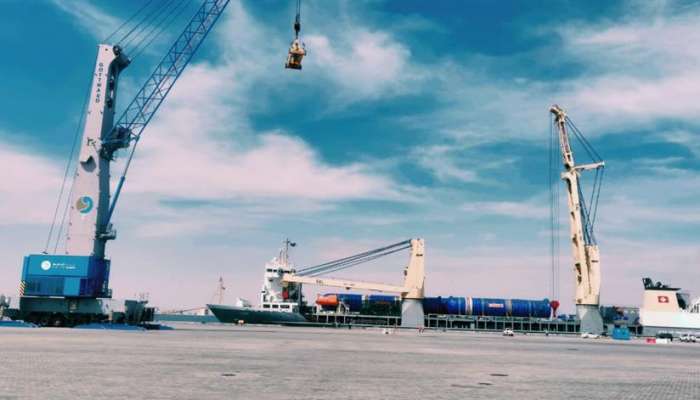 ميناء الدقم يعمل بطاقته الكاملة ابتداءً من عام 2021