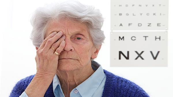 بريطانيا تعتمد عقارا يبطّئ فقدان البصر لدى كبار السن وينقذ من العمى
